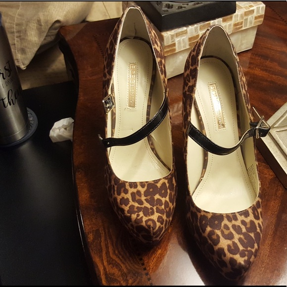 BCBG Generation shoes - Picture 2 of 4